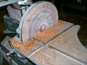 damaged disk sander